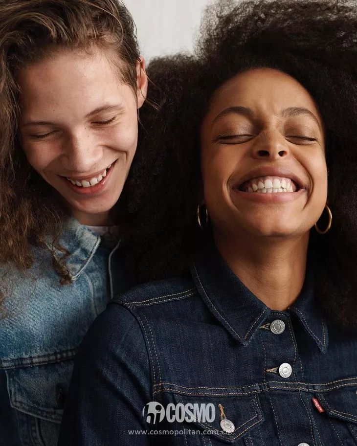 牛仔外套怎么搭配显瘦,落肩牛仔外套显人胖还是显瘦