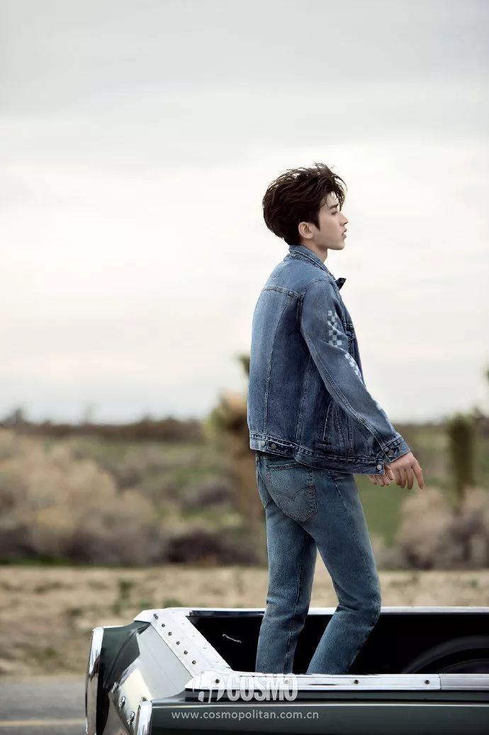 牛仔外套怎么搭配显瘦,落肩牛仔外套显人胖还是显瘦