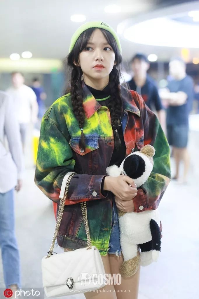 牛仔外套怎么搭配显瘦,落肩牛仔外套显人胖还是显瘦