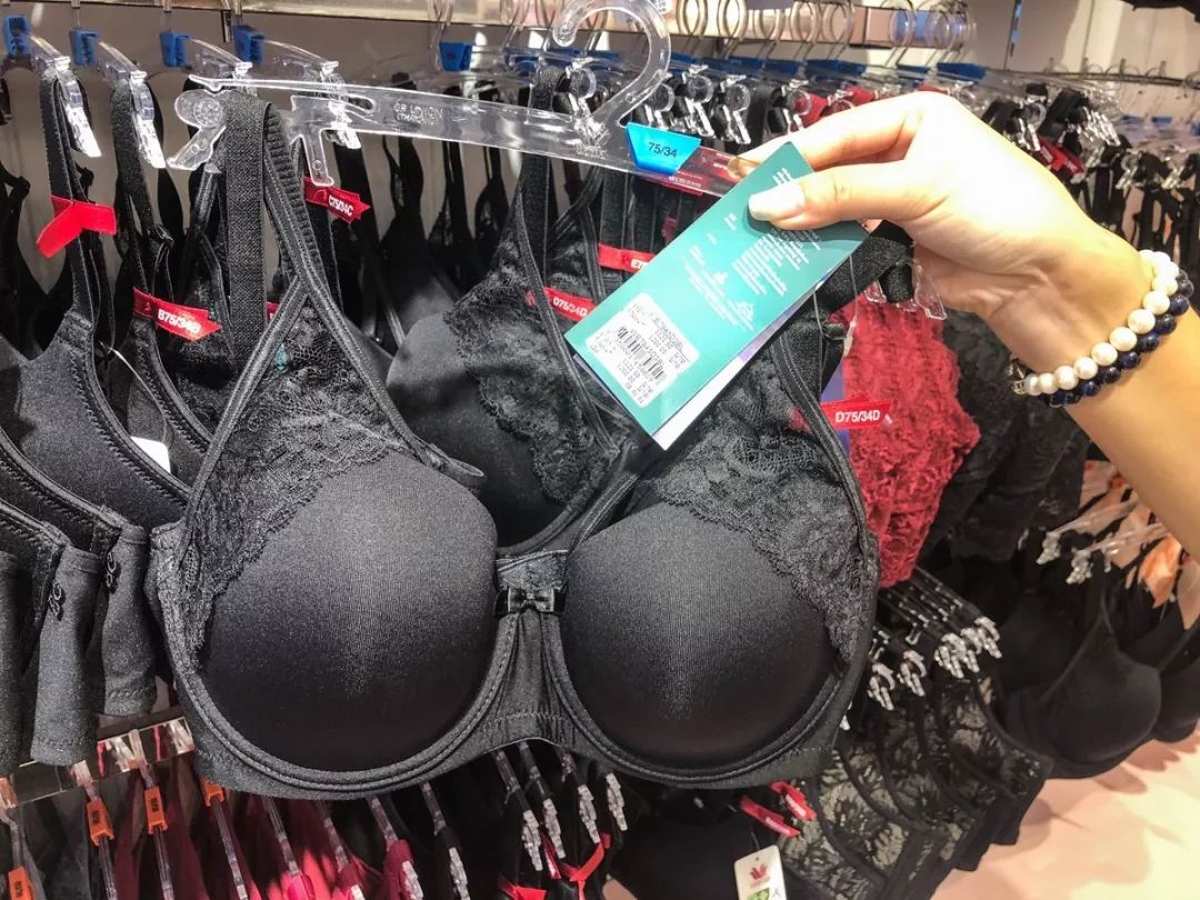 泰国买兰蔻口红,兰蔻200口红全球购