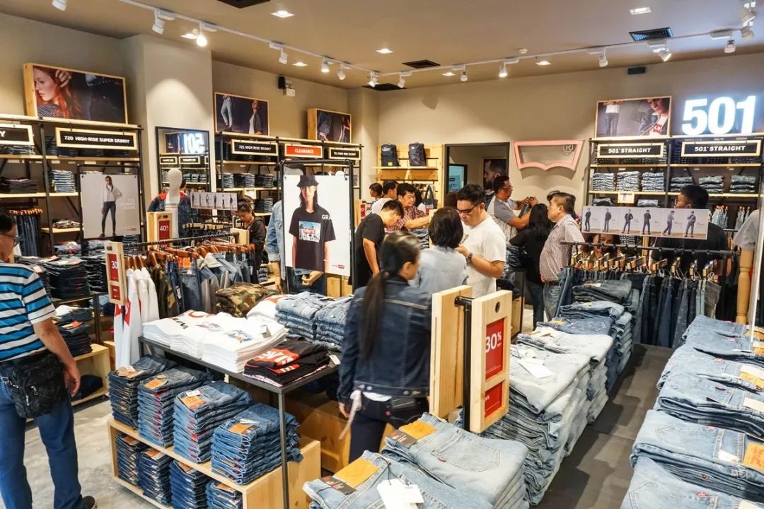 泰国买兰蔻口红,兰蔻200口红全球购