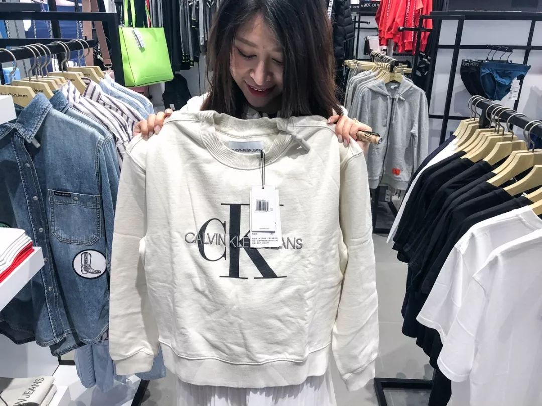 泰国买兰蔻口红,兰蔻200口红全球购