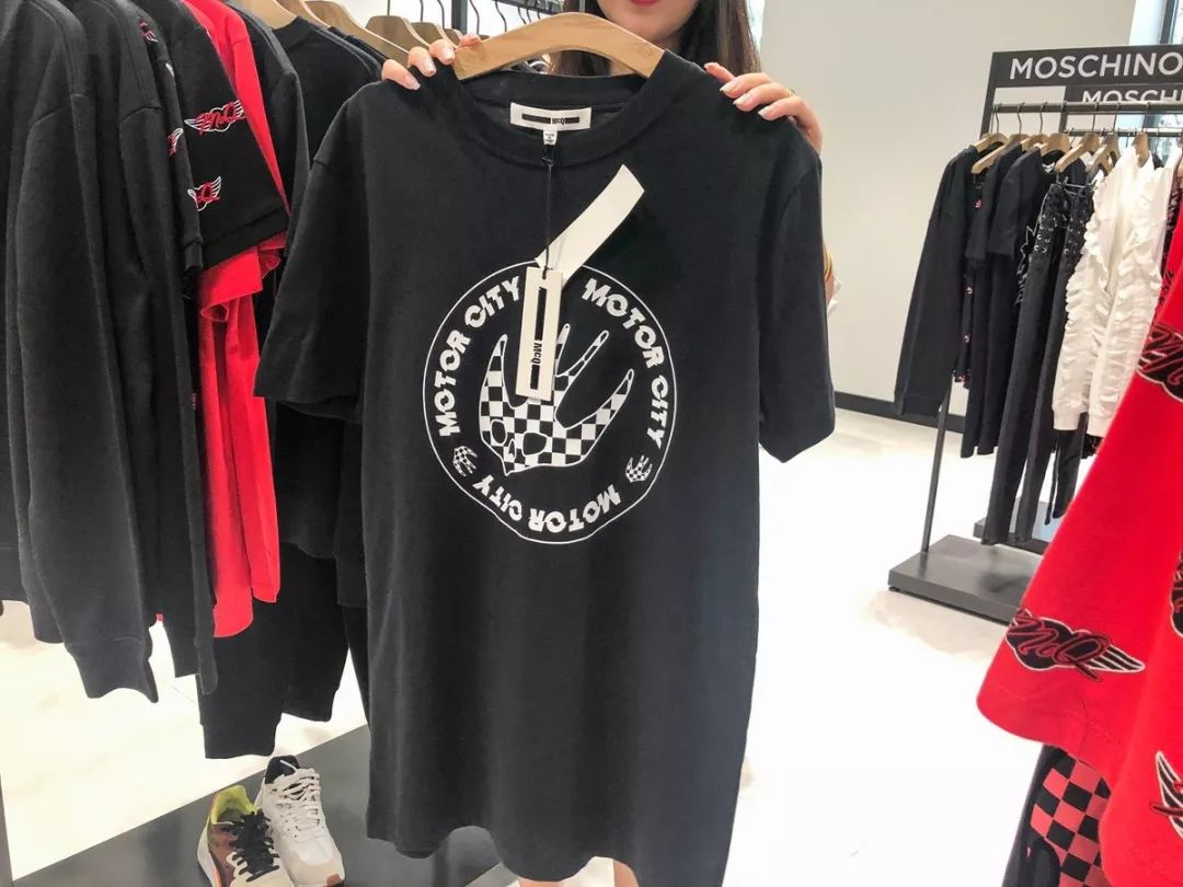 泰国买兰蔻口红,兰蔻200口红全球购