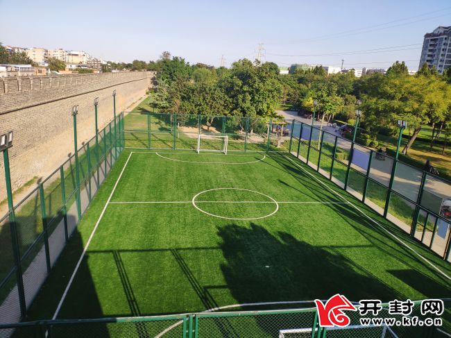 环城公园跑道一圈多少米,环城公园有篮球场吗