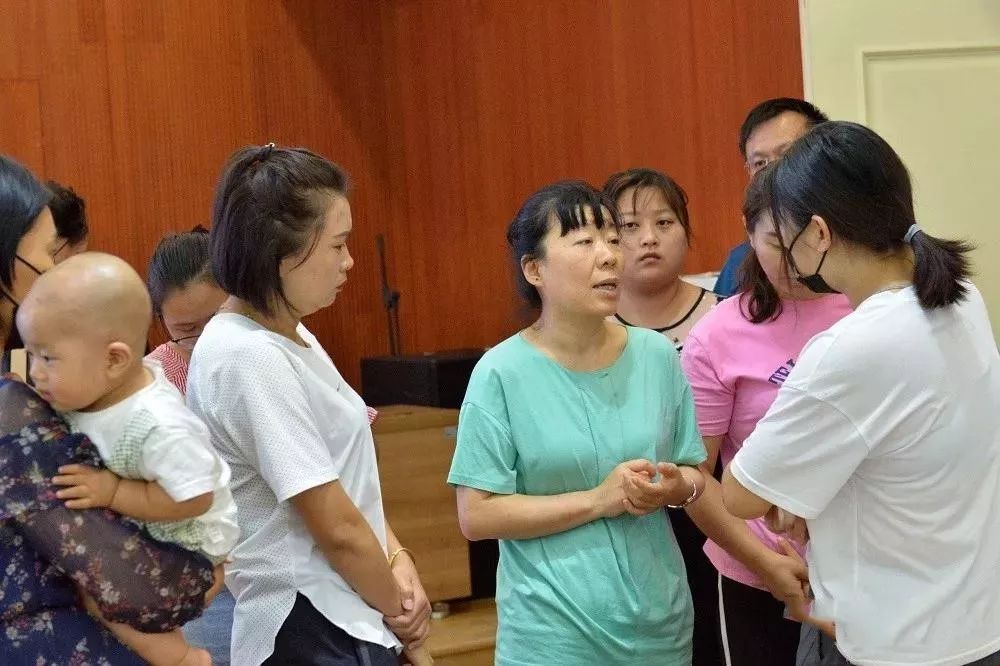 首届朗格罕天使之家医患交流会议程回顾：多领域专家全面解答罕见病LCH