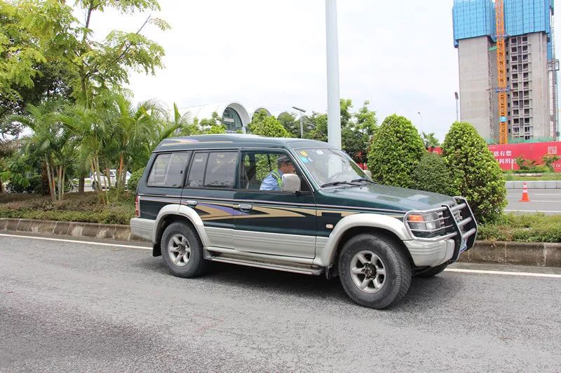 交警路边隐蔽流动测速会扣分吗,提醒司机关注违章