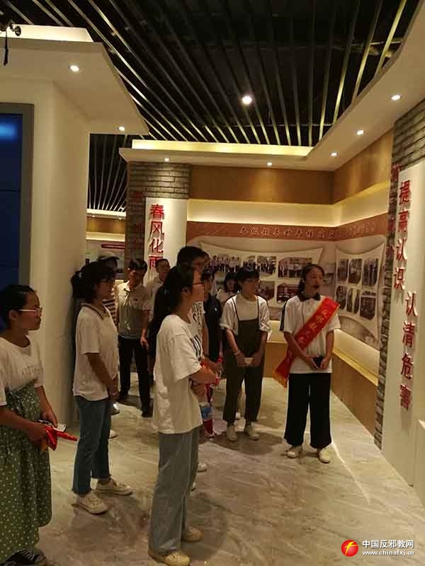 广西贺州开学第一课,贺州平桂中学开学