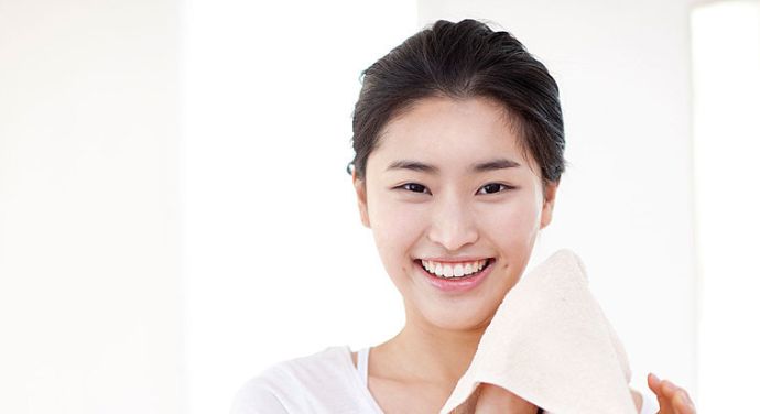 乳液和面霜哪个锁水效果好,补水保湿滋润锁水125ml