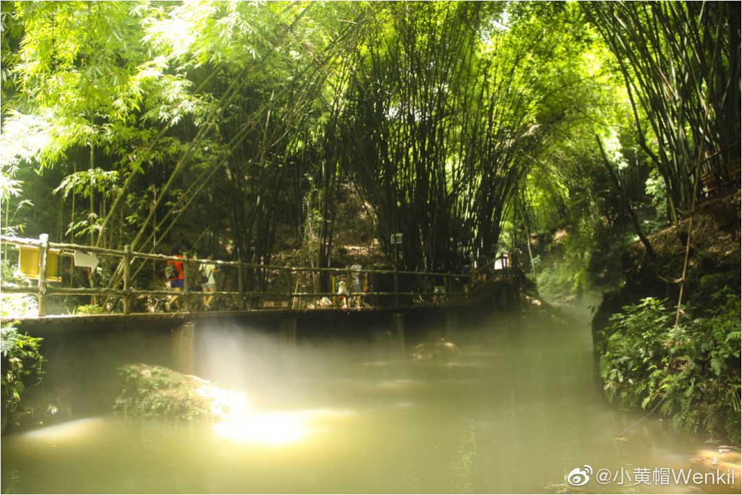 成都有没有玻璃栈道景点,成都最长的玻璃栈道