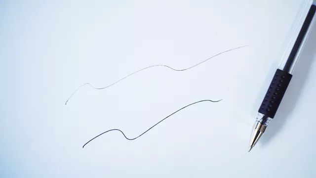 笔帽上的“救命孔”你竟然不知道?这样选圆珠笔才安全→