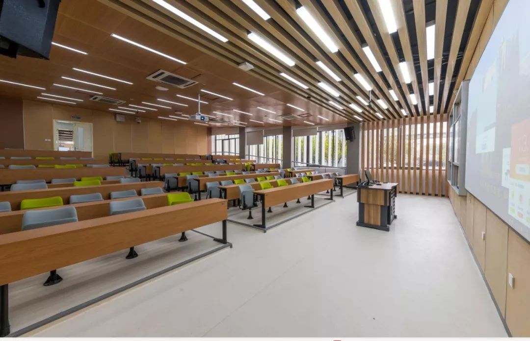 科技感爆棚的教室,科技感十足教室