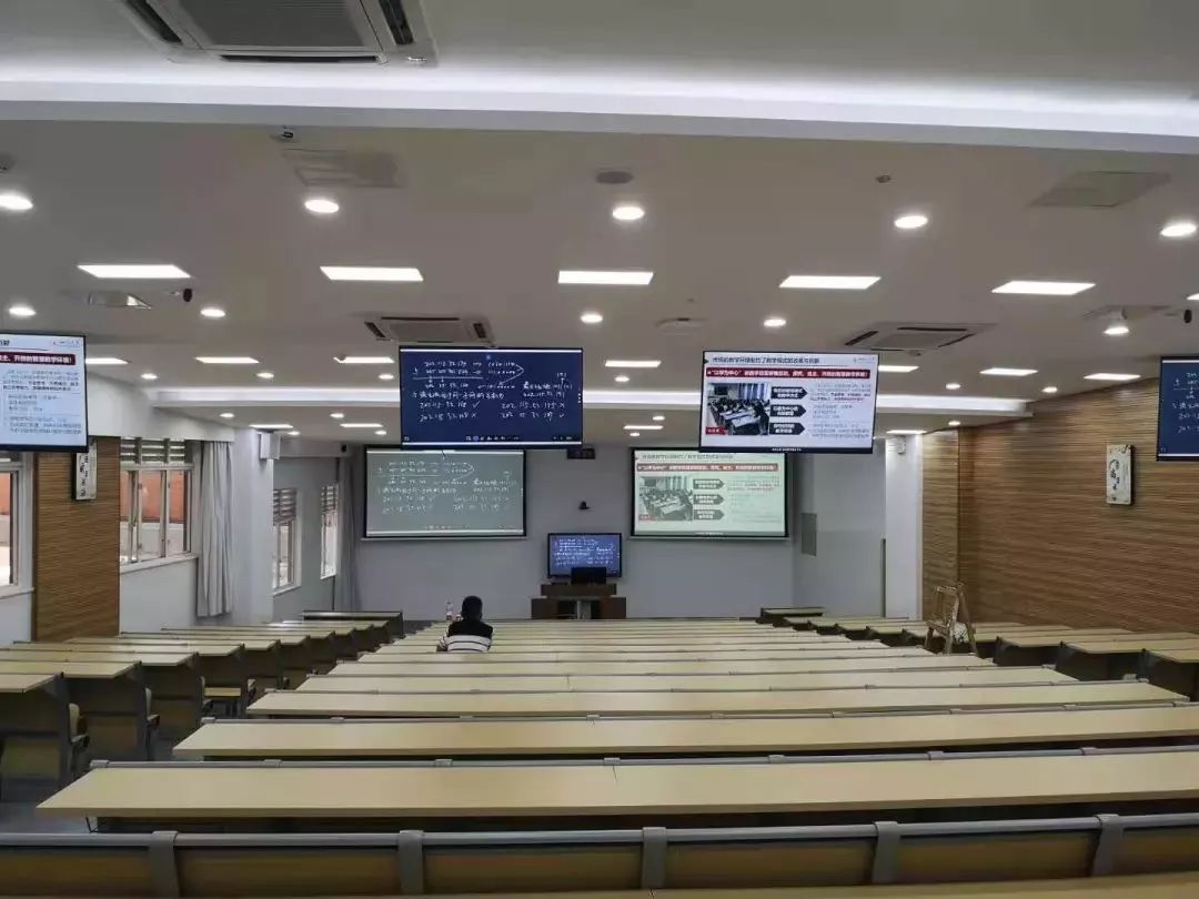 科技感爆棚的教室,科技感十足教室