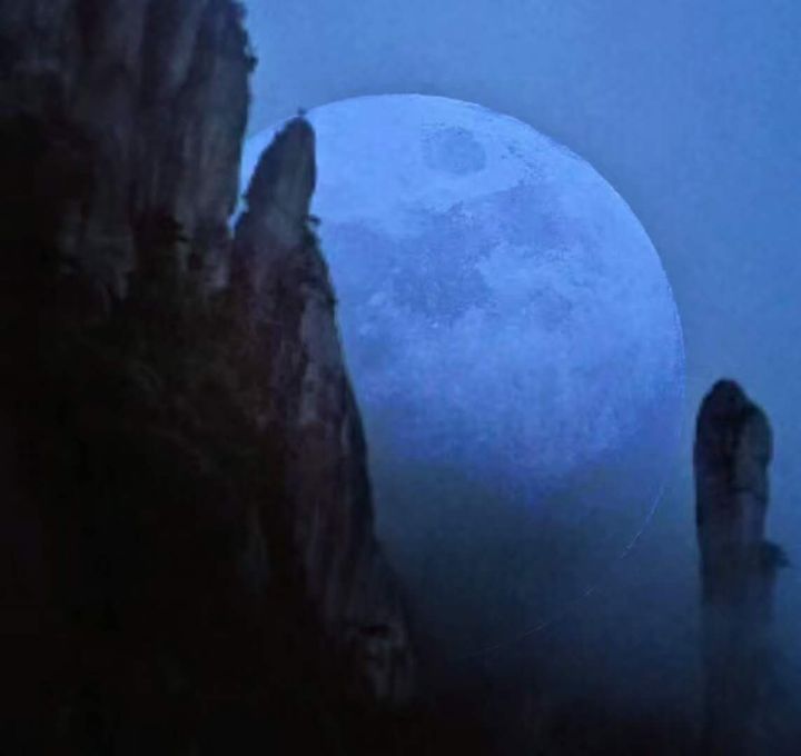 “三清赏明月，天涯共此时”，三清山女神邀你共度月圆之夜！