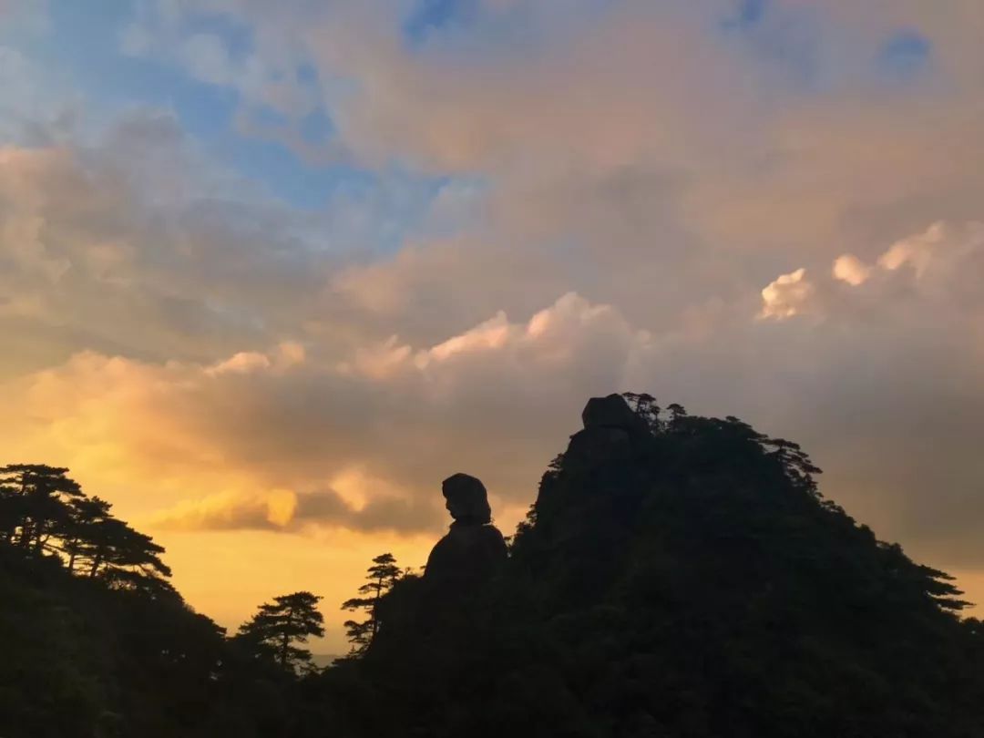 “三清赏明月，天涯共此时”，三清山女神邀你共度月圆之夜！