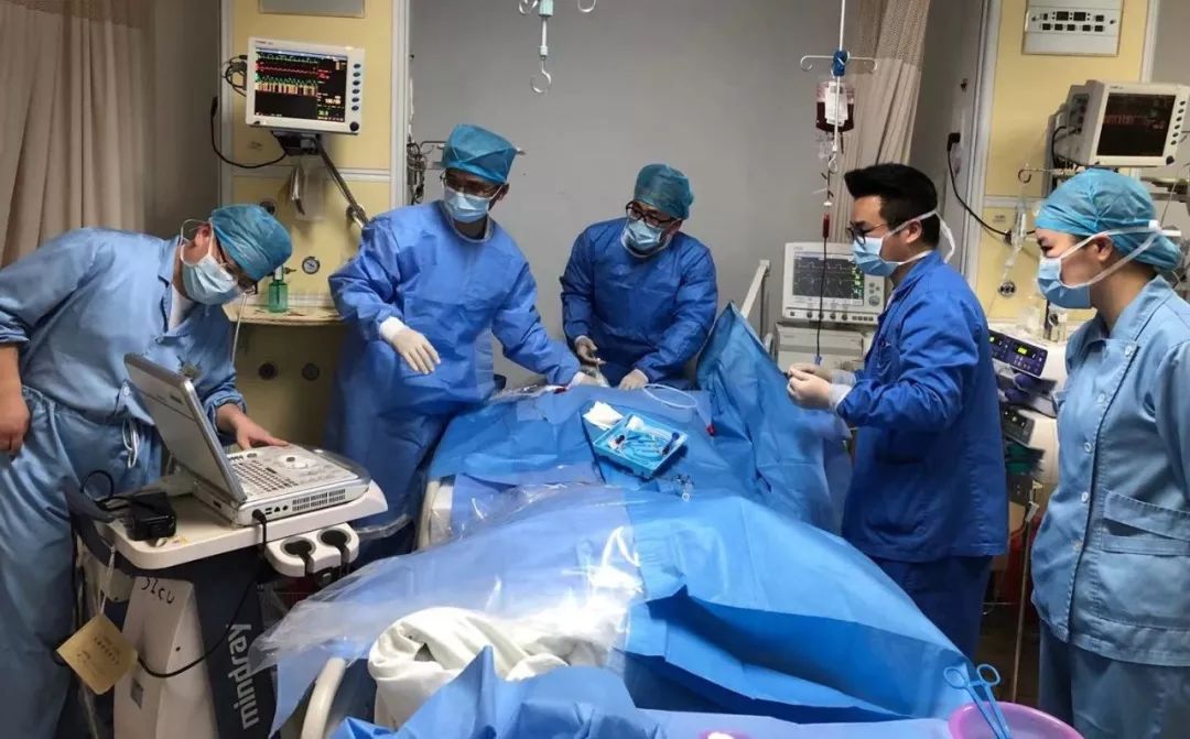 心肺“休息”10天后恢复正常，这个东西救了他一命