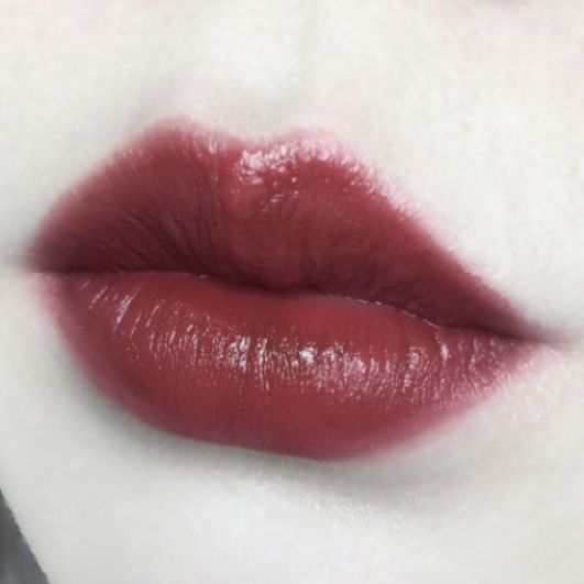 iu的口红色号,iu同款口红