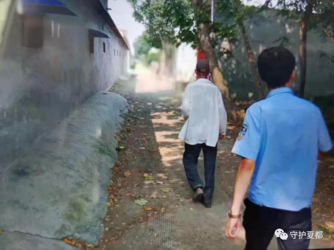 老人走失警察说管他什么事,民警对走失老人的提醒