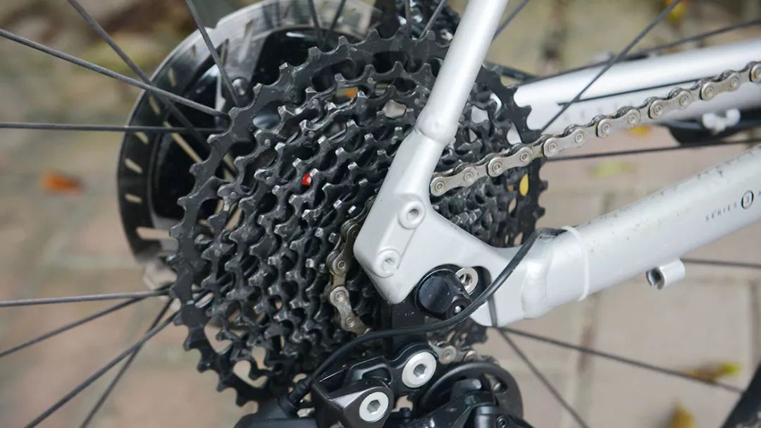 3.0鼓刹改碟刹教程全过程,圈刹和碟刹的拆轮方法