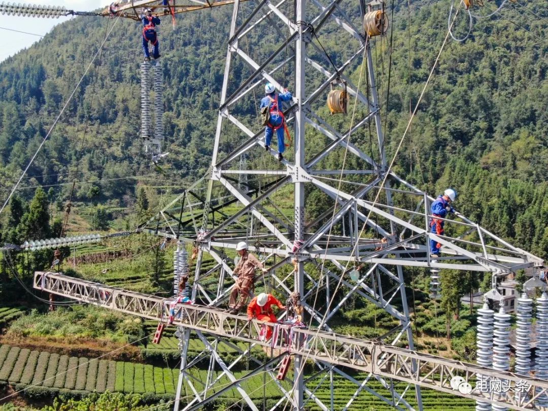 夸奖电力一线职工,表扬电力员工的句子
