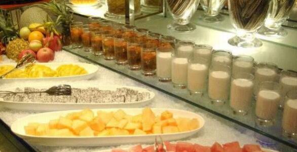 开海鲜自助餐一年最多能赚多少钱,开自助餐经营模式