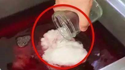 酒店厨房下水道油污堵住怎么疏通,油污堵塞管道怎么疏通小绝招