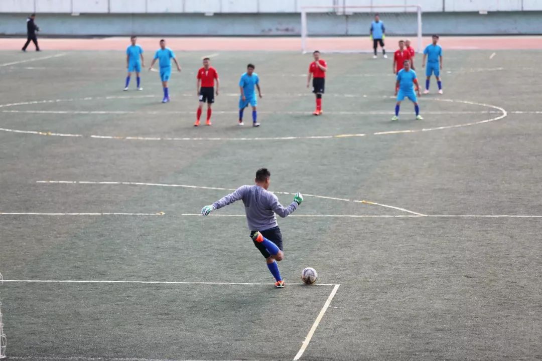 足球赛依旧精彩,今日足球比赛所有赛程表最新