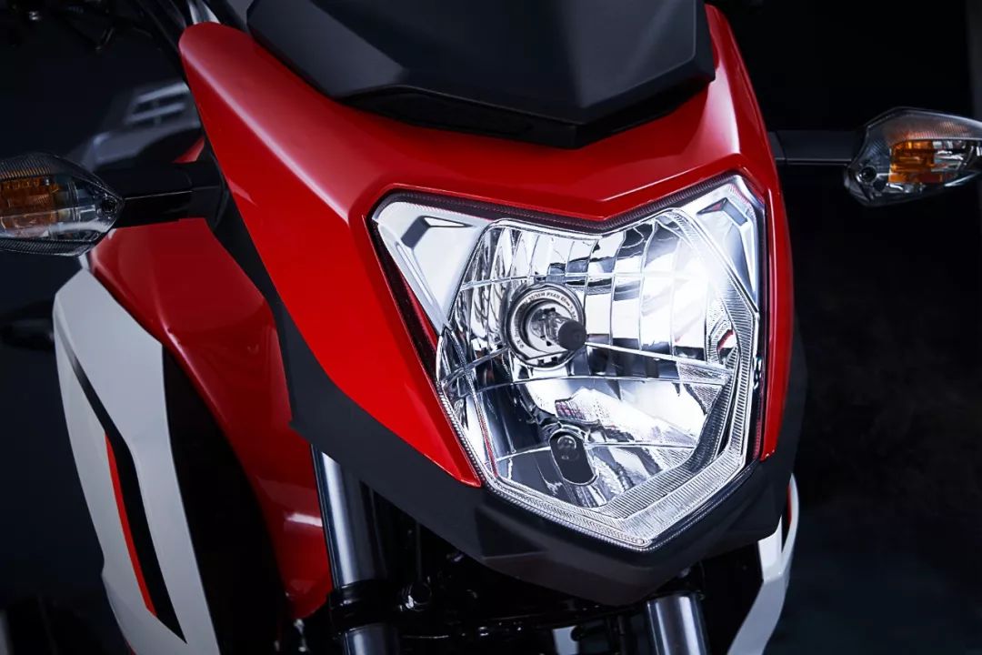 本田帅影150和飞致150对比,本田雄帅150和帅影150区别