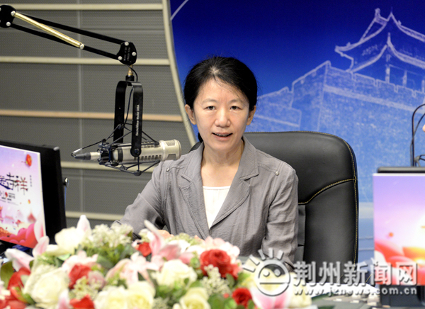 孙玉秋做客《行风热线》畅谈血吸虫病防控形势