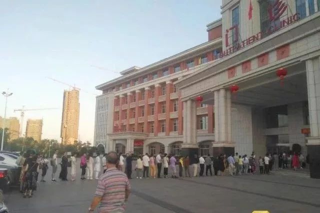 暖心名医下基层义诊在行动,白衣天使医院义诊