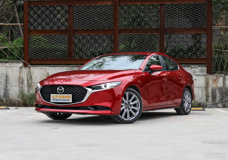次世代mazda3昂克赛拉荣膺双3强,马自达3axela昂克赛拉参数