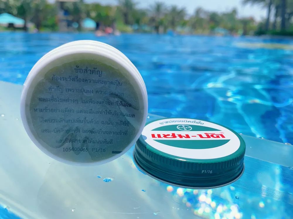 泰国曼谷旅游买青草膏,去泰国旅游带回的青草膏是真的吗