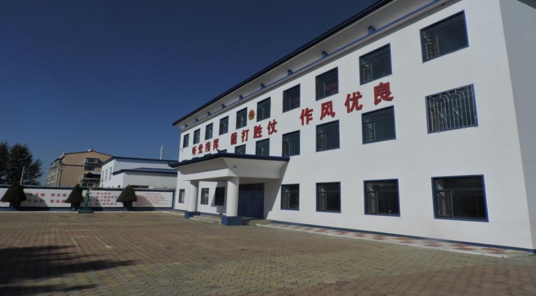 最美的年华在军营,最美的青春在军营