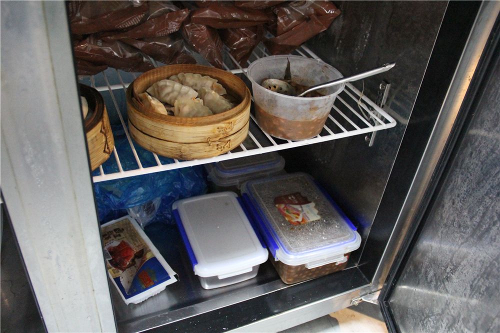 米鱼记、拾光海…南塘老街这4家人气店上黑榜！吃过2家以上的请举手！