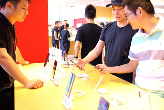 京东之家新零售,京东之家陕西首个线下体验店开业