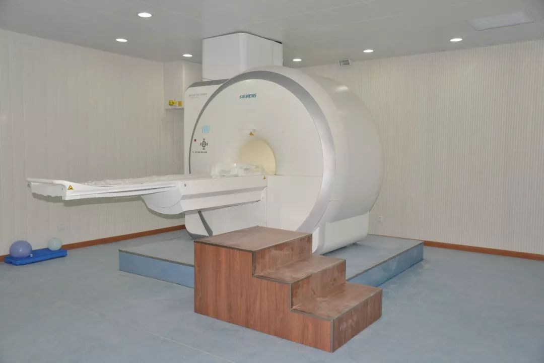 医院变迁视频,医路蝶变