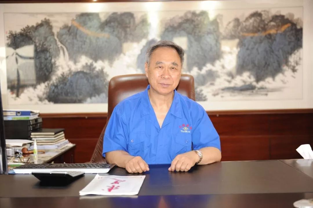 树典型学先进扬正气,树典型学先进扬正气的板报