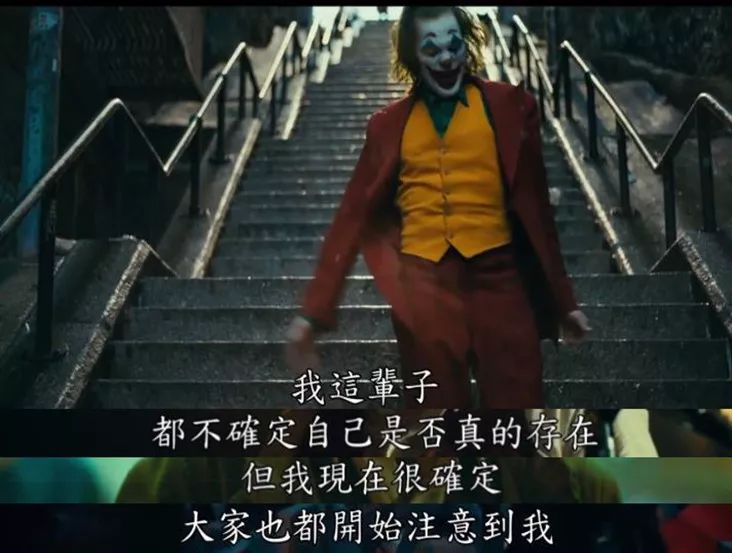 它因为尺度太大，被美国人*制抵**上映……