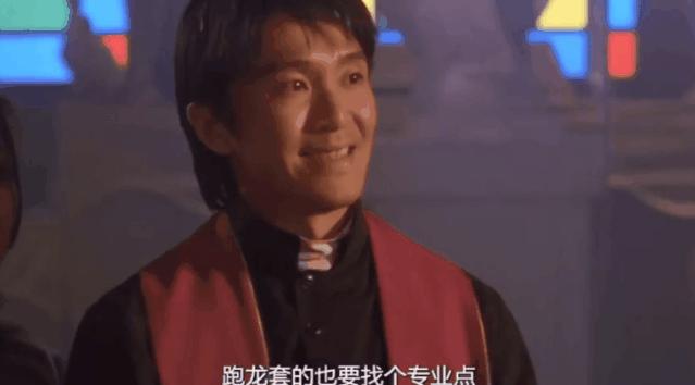 它因为尺度太大，被美国人*制抵**上映……