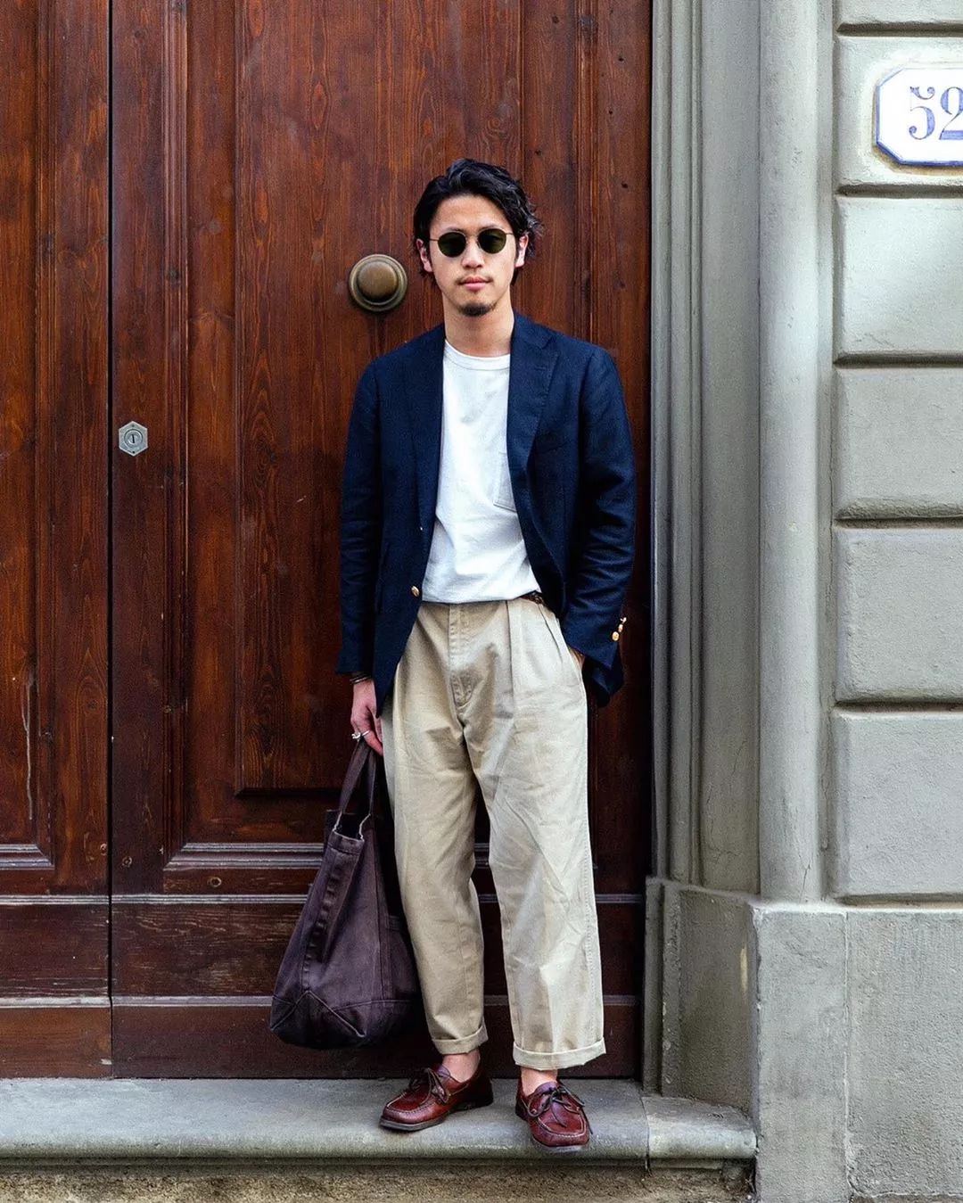 鐭笐鑳栭粦鐢风敓鎬庝箞閫嗚,鐭儢榛戠殑鐢风敓鎬庝箞閫嗚