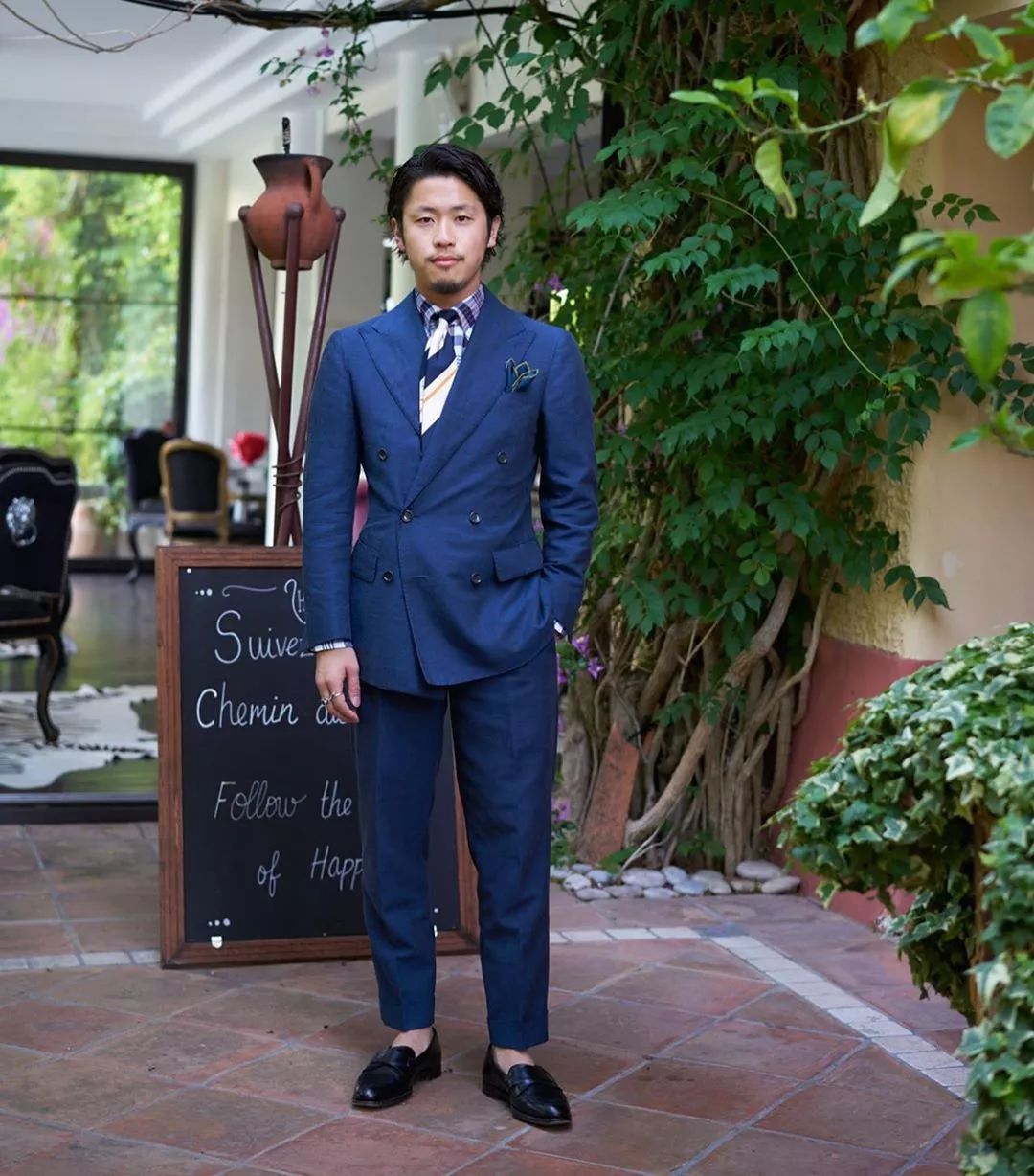 鐭笐鑳栭粦鐢风敓鎬庝箞閫嗚,鐭儢榛戠殑鐢风敓鎬庝箞閫嗚