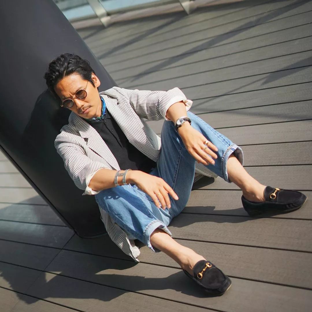 鐭笐鑳栭粦鐢风敓鎬庝箞閫嗚,鐭儢榛戠殑鐢风敓鎬庝箞閫嗚