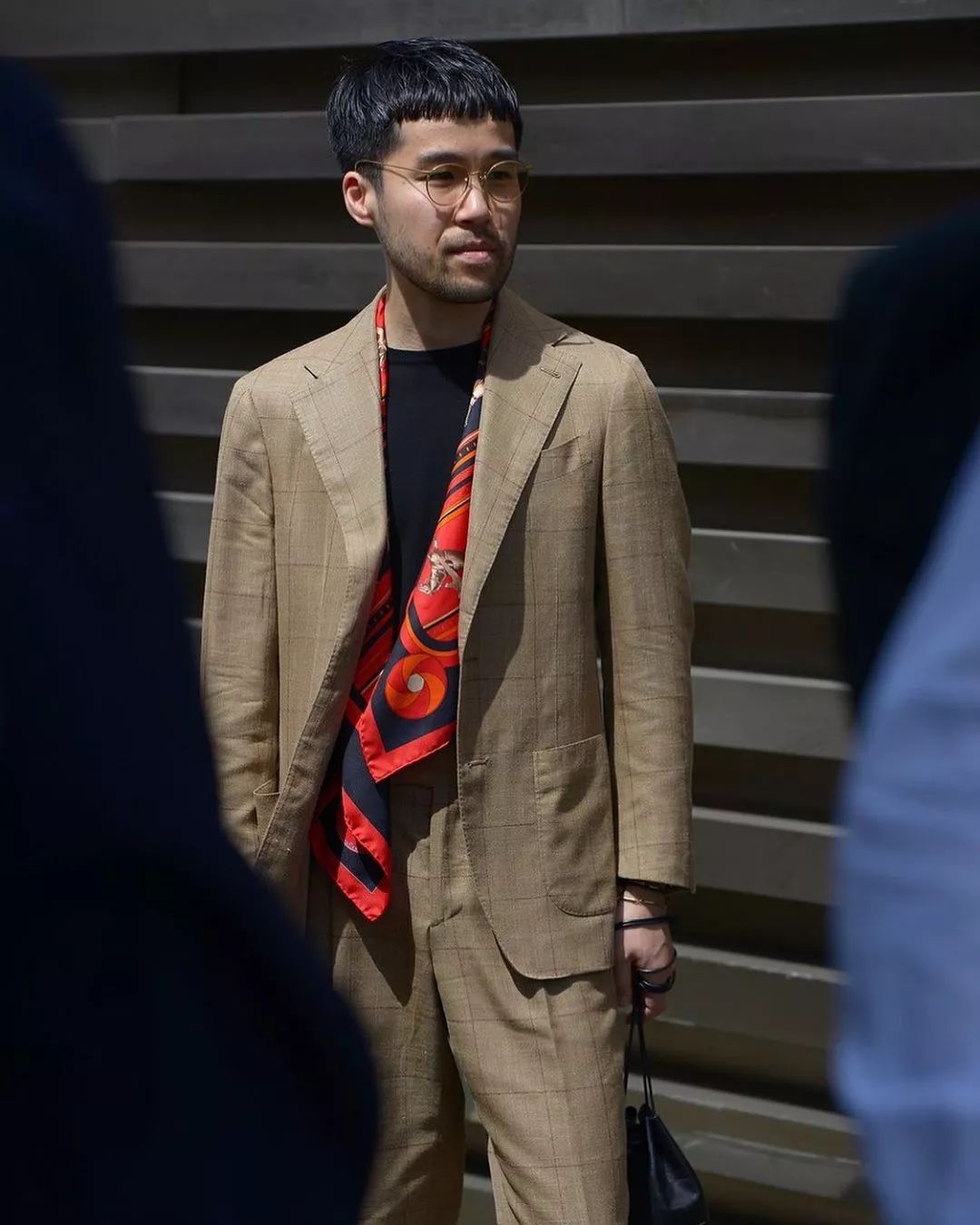 鐭笐鑳栭粦鐢风敓鎬庝箞閫嗚,鐭儢榛戠殑鐢风敓鎬庝箞閫嗚