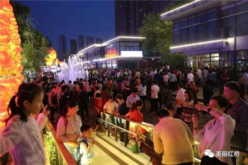 夜市经济模式日益兴盛,红桥夜市经营