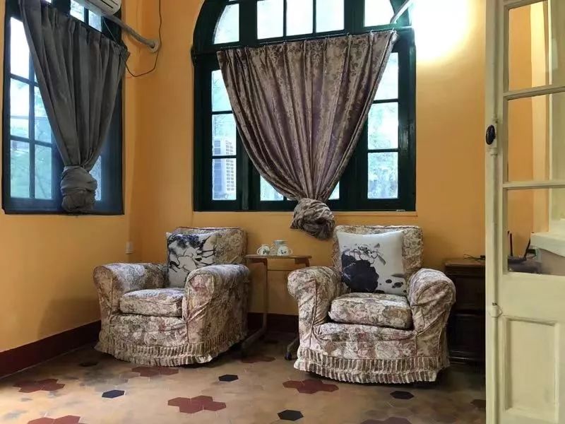 【探秘】长宁这条不起眼的小马路，竟藏有中国“烟卷大王”洋气的老宅……