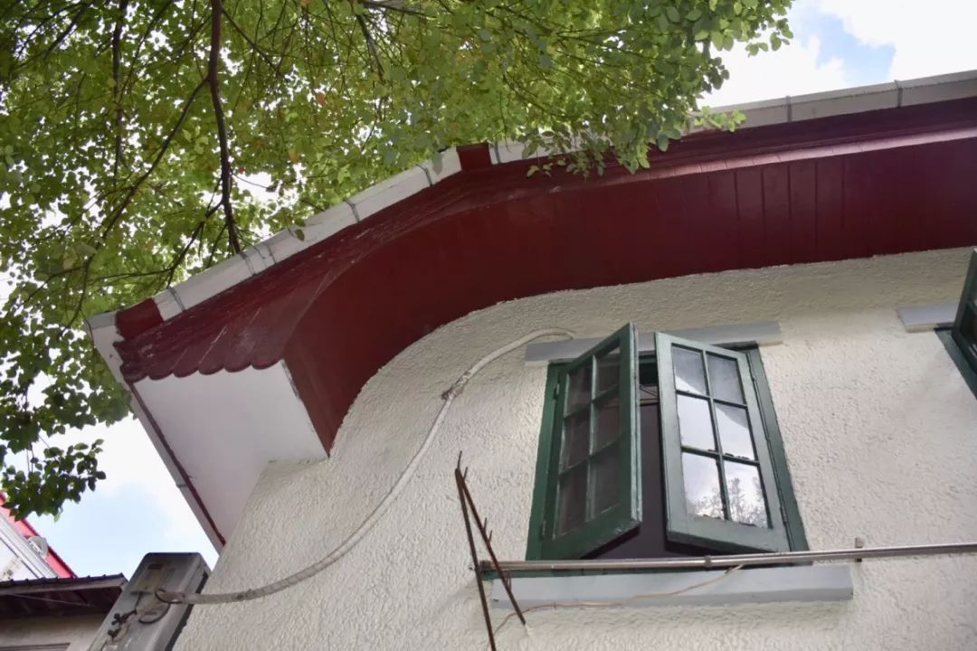 【探秘】长宁这条不起眼的小马路，竟藏有中国“烟卷大王”洋气的老宅……