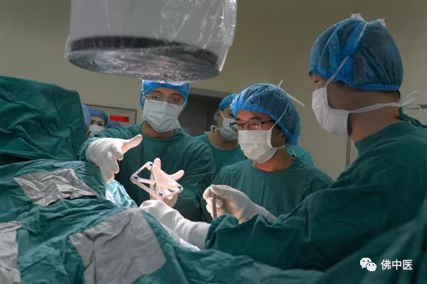 【犀利】“登峰”阵容更强，佛中医4专科入选“广东医院最强科室”榜单