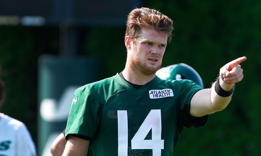 伤病综述：喷气机四分卫达诺德继续接受检查