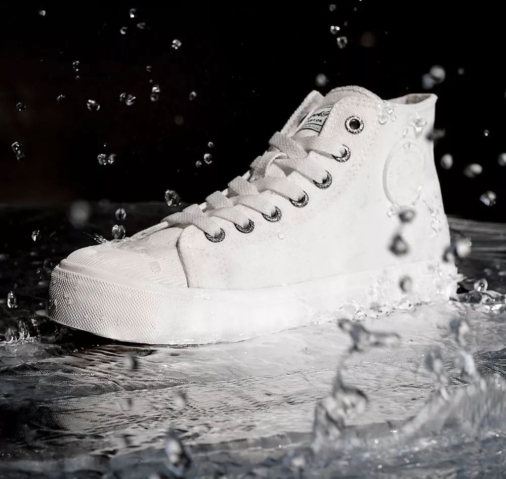 英伦透气帆布鞋,高街超高帮帆布鞋