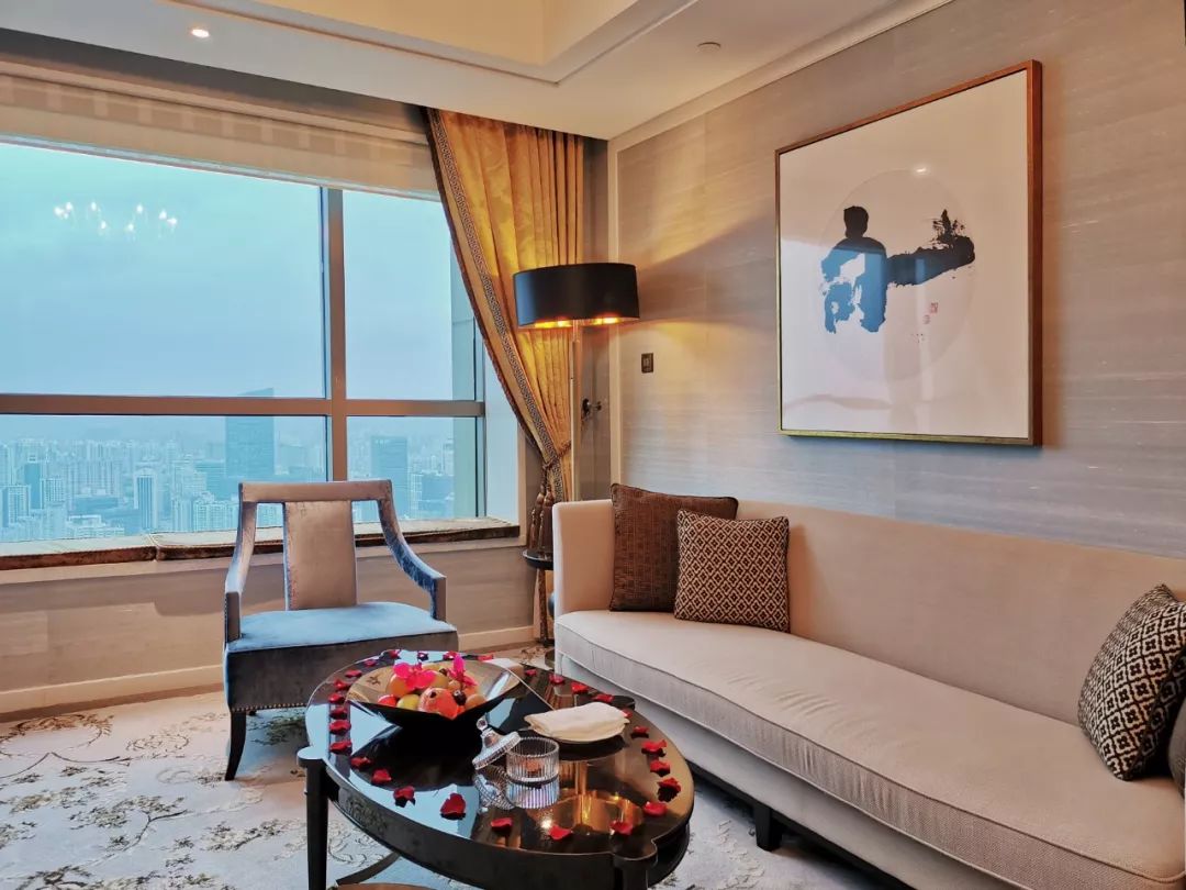 瑞吉上海,上海瑞吉入夜仪式