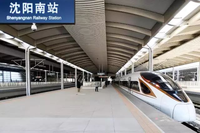 昆玉河线列车10月调图,昆玉河线个旧火车站今天车次